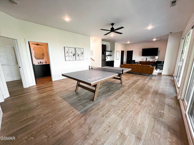 1536 Mountain Ash Way, Sevierville, TN 37876