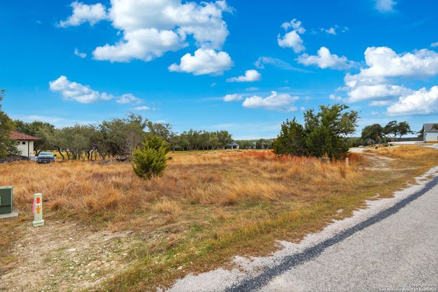 225 Levi English, Blanco, TX 78606
