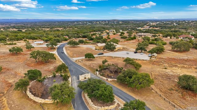 225 Levi English, Blanco, TX 78606
