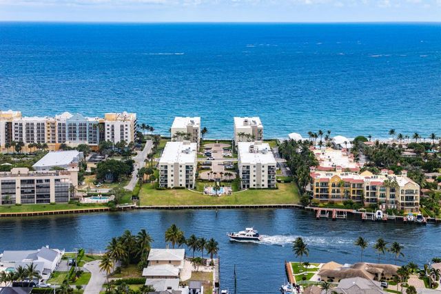 1237 Hillsboro Mile 101, Hillsboro Beach, FL 33062