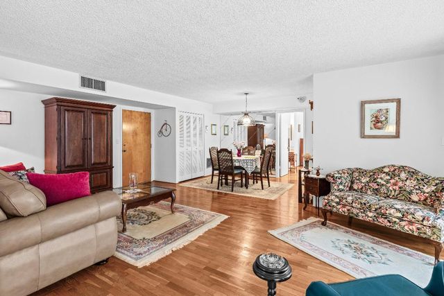 1237 Hillsboro Mile 101, Hillsboro Beach, FL 33062