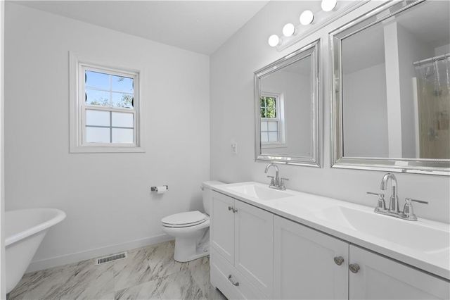 1281 Eagles Nest Circle, Carrollton, GA 30116