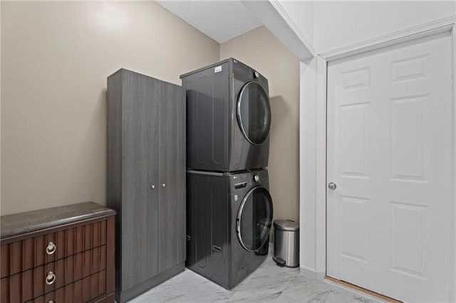 1281 Eagles Nest Circle, Carrollton, GA 30116