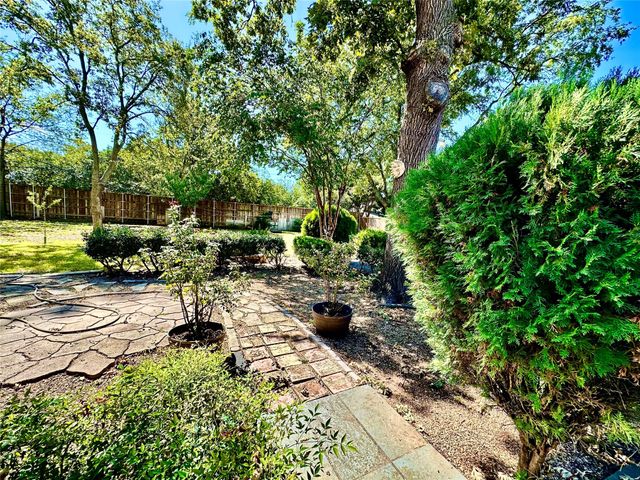 6632 Winding Rose Trail, Dallas, TX 75252