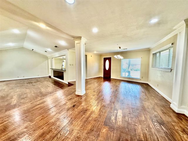 6632 Winding Rose Trail, Dallas, TX 75252