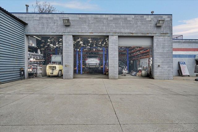 20011 John R Street, Detroit, MI 48203