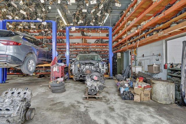 20011 John R Street, Detroit, MI 48203