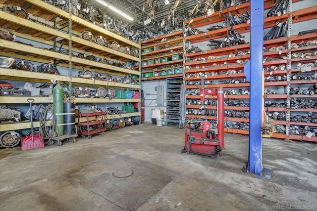20011 John R Street, Detroit, MI 48203