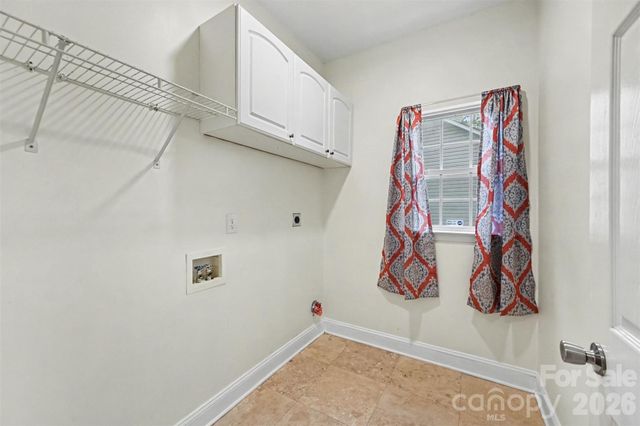 5839 NW BROOKSTONE Drive NW, Concord, NC 28027