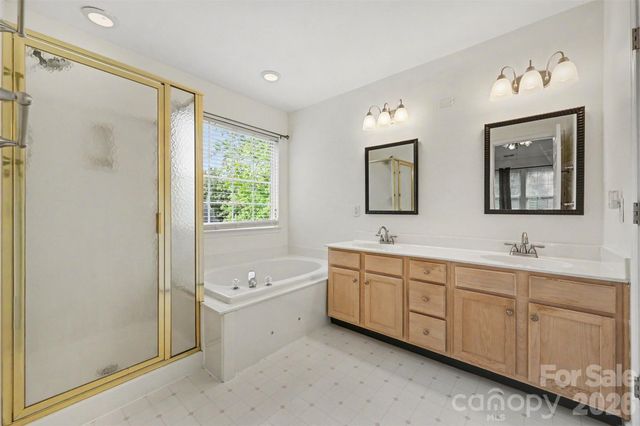5839 NW BROOKSTONE Drive NW, Concord, NC 28027