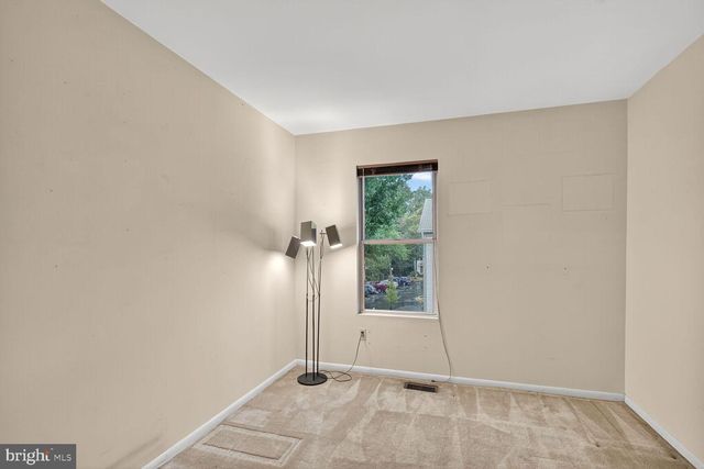 2890 SCHOOLHOUSE CIR, Silver Spring, MD 20902