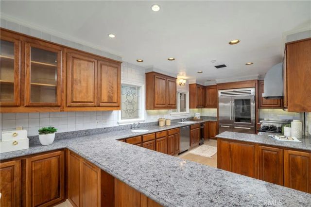 339 Via Lido Soud, Newport Beach, CA 92663