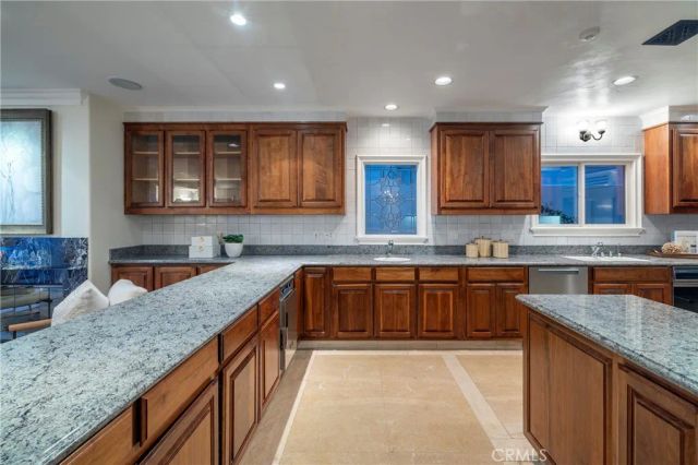 339 Via Lido Soud, Newport Beach, CA 92663