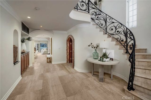 339 Via Lido Soud, Newport Beach, CA 92663