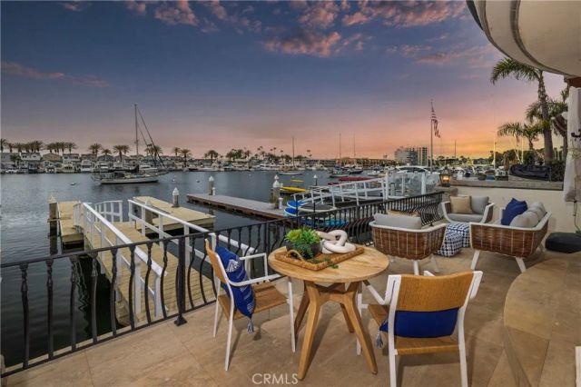 339 Via Lido Soud, Newport Beach, CA 92663