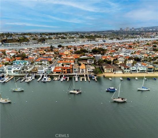 339 Via Lido Soud, Newport Beach, CA 92663