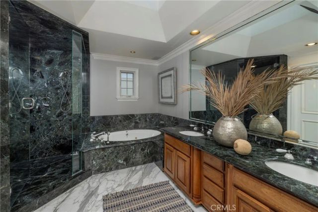 339 Via Lido Soud, Newport Beach, CA 92663