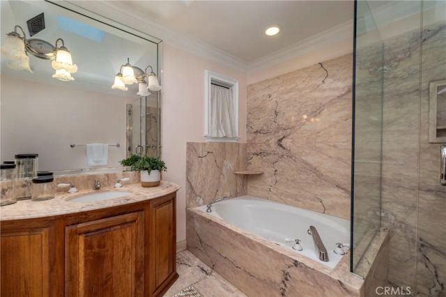 339 Via Lido Soud, Newport Beach, CA 92663