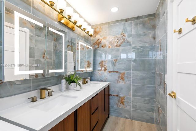 13620 Via Flora C, Delray Beach, FL 33484