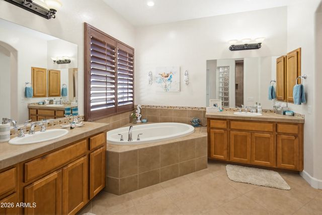 15817 W BONITOS Drive, Goodyear, AZ 85395