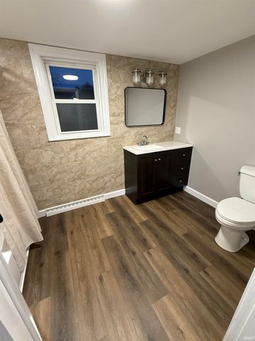 251 W 10th Street, Peru, IN 46970