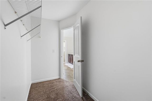 565 Dasheill Lane, Atlanta, GA 30349