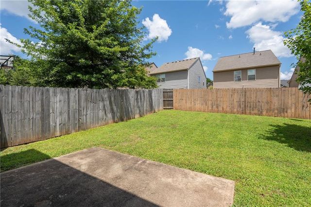 565 Dasheill Lane, Atlanta, GA 30349