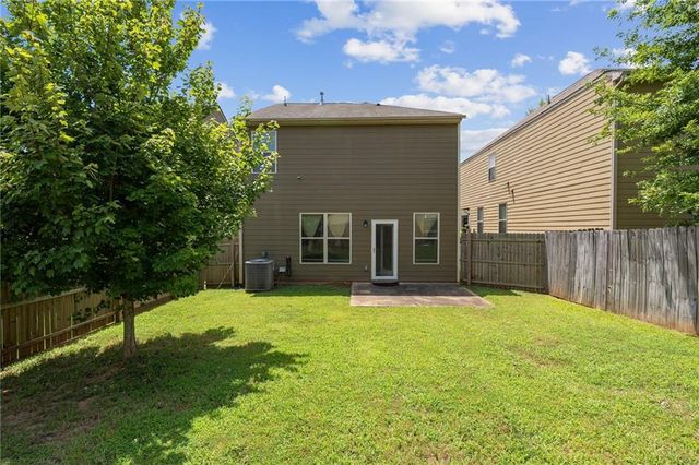 565 Dasheill Lane, Atlanta, GA 30349