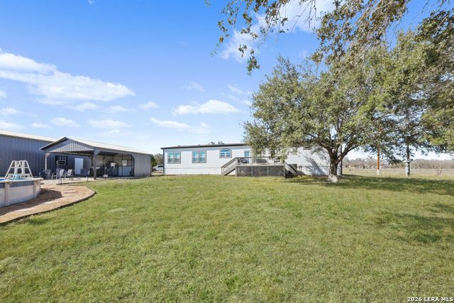 175 Ranch Country, La Vernia, TX 78121