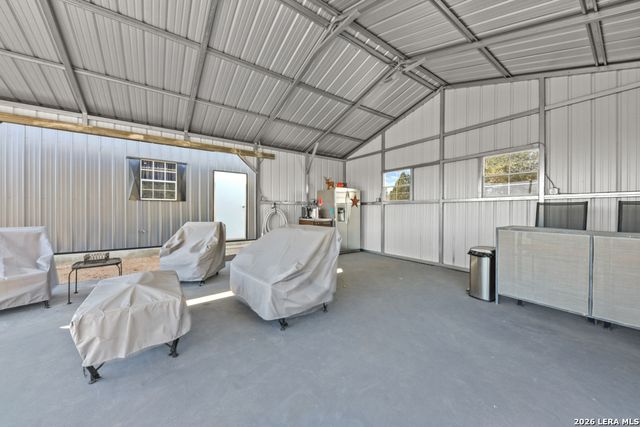 175 Ranch Country, La Vernia, TX 78121