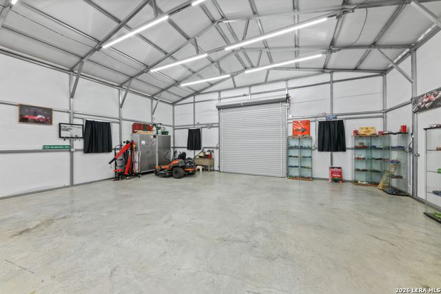 175 Ranch Country, La Vernia, TX 78121