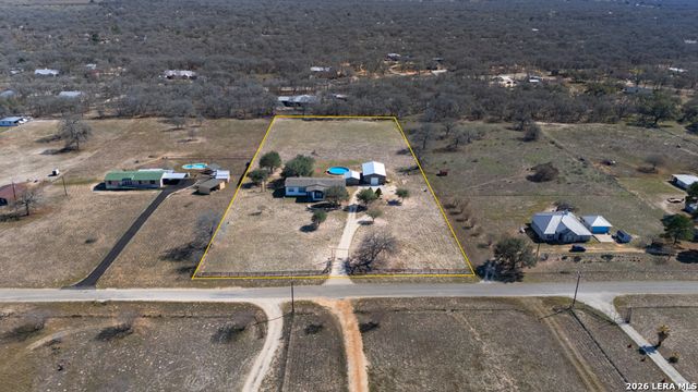 175 Ranch Country, La Vernia, TX 78121