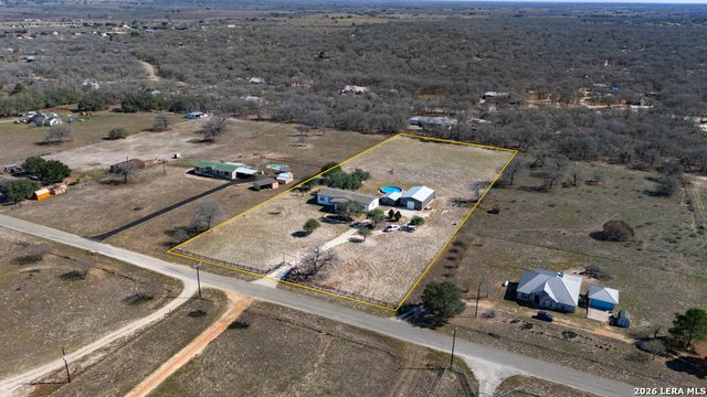 175 Ranch Country, La Vernia, TX 78121