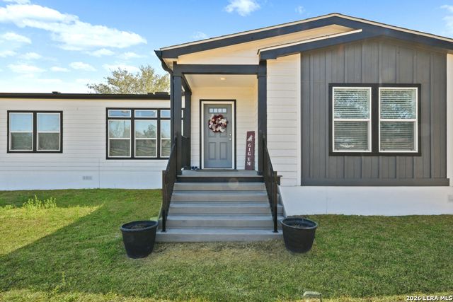 175 Ranch Country, La Vernia, TX 78121