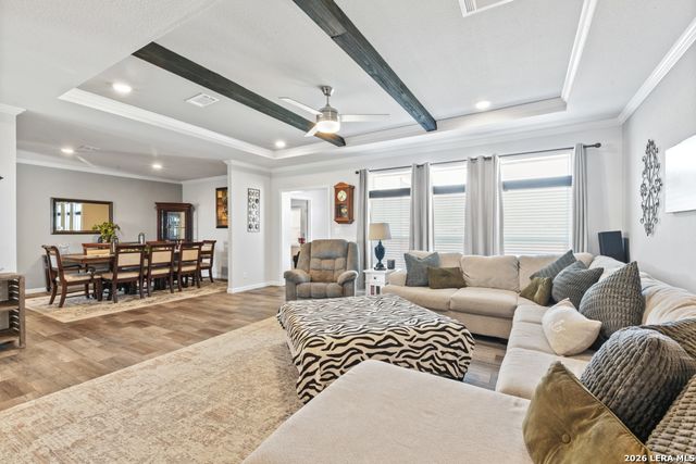 175 Ranch Country, La Vernia, TX 78121