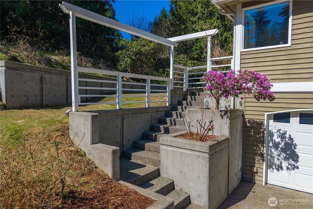 4325 270th Avenue NE, Redmond, WA 98053