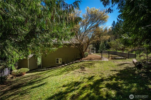 4325 270th Avenue NE, Redmond, WA 98053