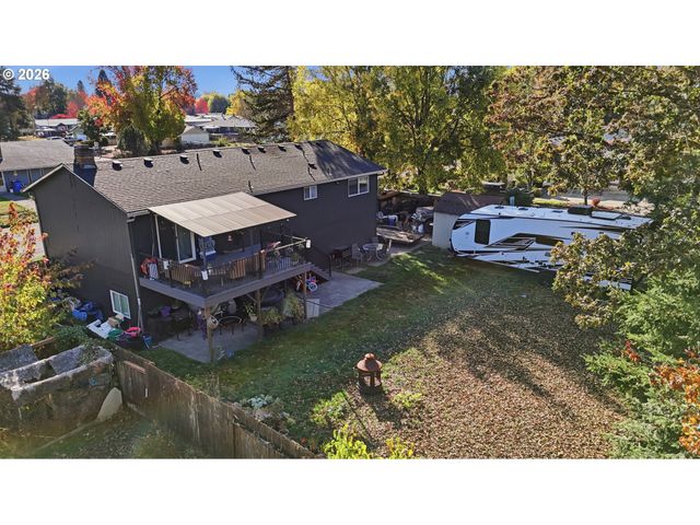 116 Sw 10TH St, Battle Ground, WA 98604