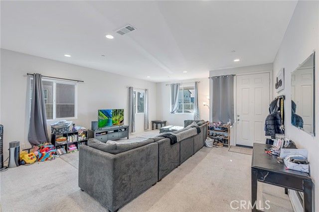 16348 Hamilton Court, Victorville, CA 92394