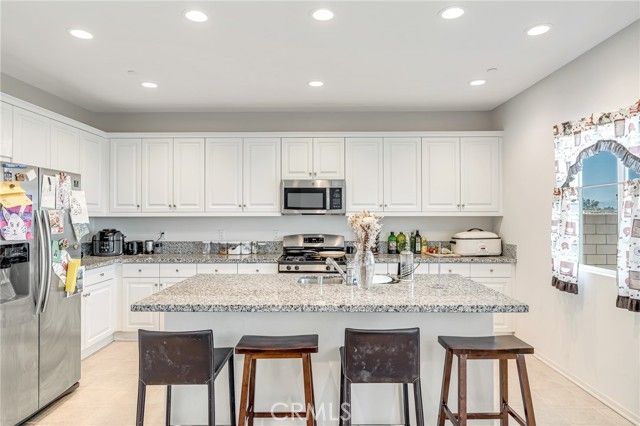 16348 Hamilton Court, Victorville, CA 92394