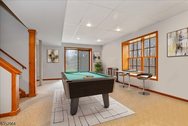 3 Beaver Brook Dr, Washington Twp., NJ 07853