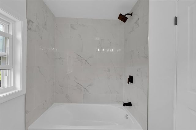 2799 Valley View Drive, Moore Twp, PA 18014