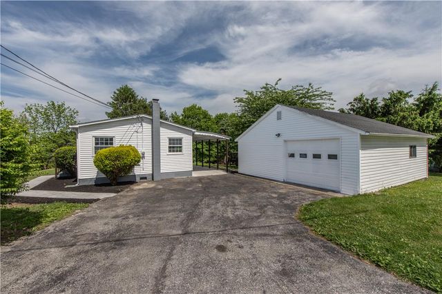 2799 Valley View Drive, Moore Twp, PA 18014