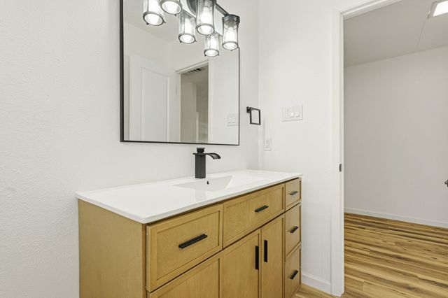 12208 Eastridge Drive NE, Albuquerque, NM 87112