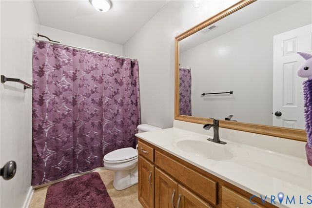 12309 Windsor Rd, Chester, VA 23831