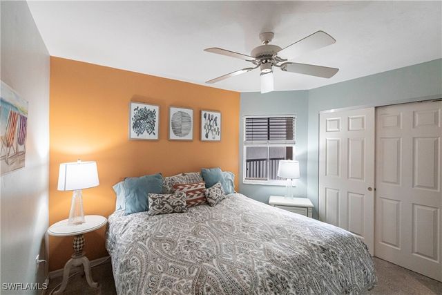 40 Seagate DR 202A, Naples, FL 34103