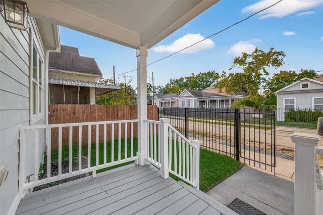 414 Marie Street, Houston, TX 77009