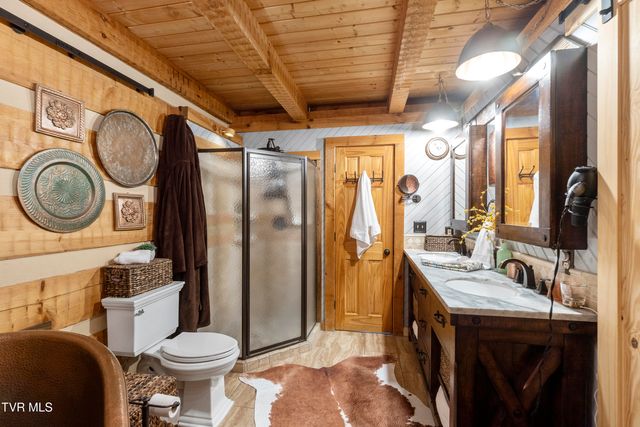 570 Stephen Brooks Road, Greeneville, TN 37743