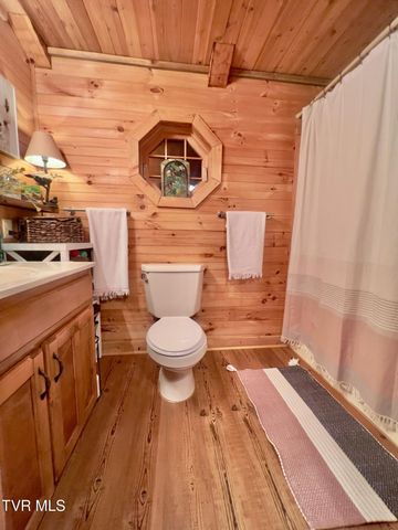 570 Stephen Brooks Road, Greeneville, TN 37743
