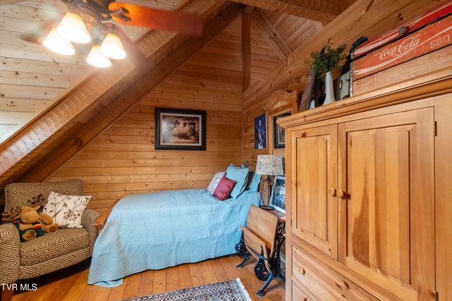 570 Stephen Brooks Road, Greeneville, TN 37743